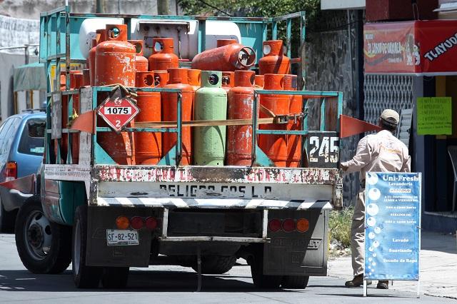 Falta competencia efectiva en la distribución de gas LP: Cofece