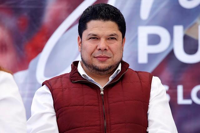 Donan diputado de Puebla salario para insumos médicos ante Covid-19