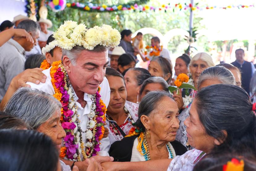 Gali fomenta en Puebla las tradiciones mexicanas