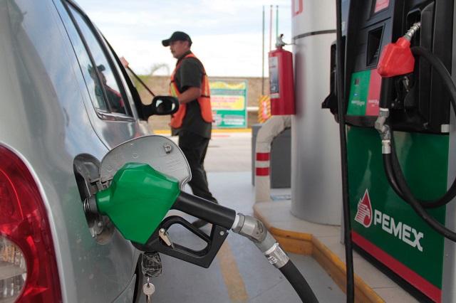 Atlixco gastará más dinero en gasolina por culpa de AMLO: Edil