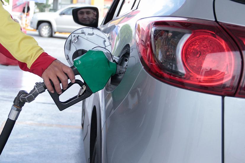 A la baja precio de la gasolina: Profeco