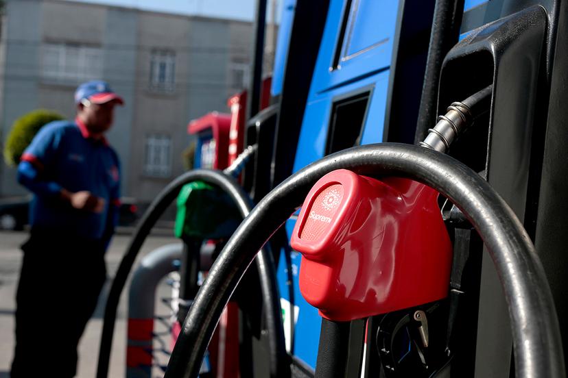 Reportan desabasto de gasolina en Puebla por falta de logística