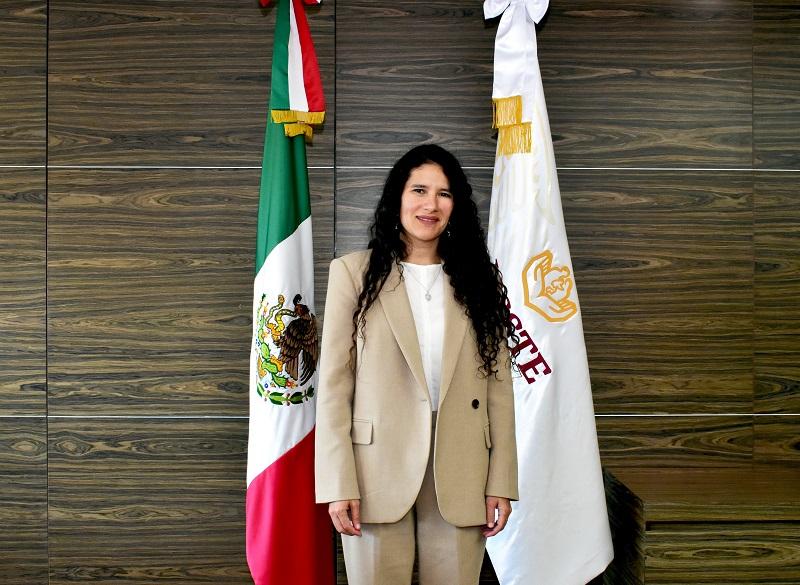 Designa AMLO a Bertha Alcalde como directora del ISSSTE 