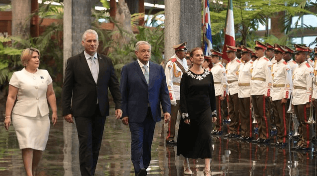 ¿Bienvenido de vuelta, señor presidente?