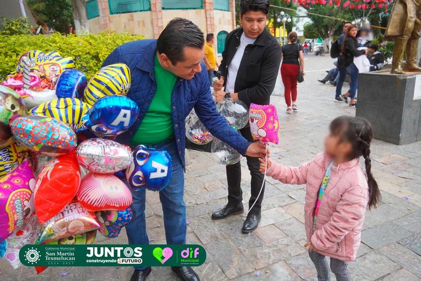 SEDIF y DIF de Texmelucan entregaron más de 2 mil juguetes a niñas y niños