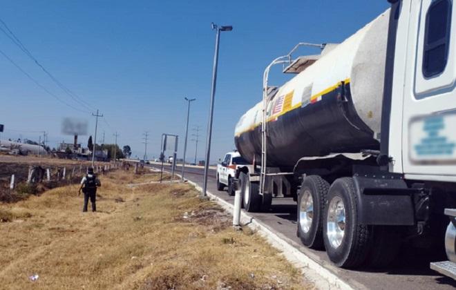 Guardia Nacional asegura pipa en Texmelucan con huachicol