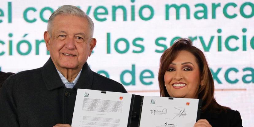 AMLO y gobierno de Tlaxcala firman pacto para federalizar la salud