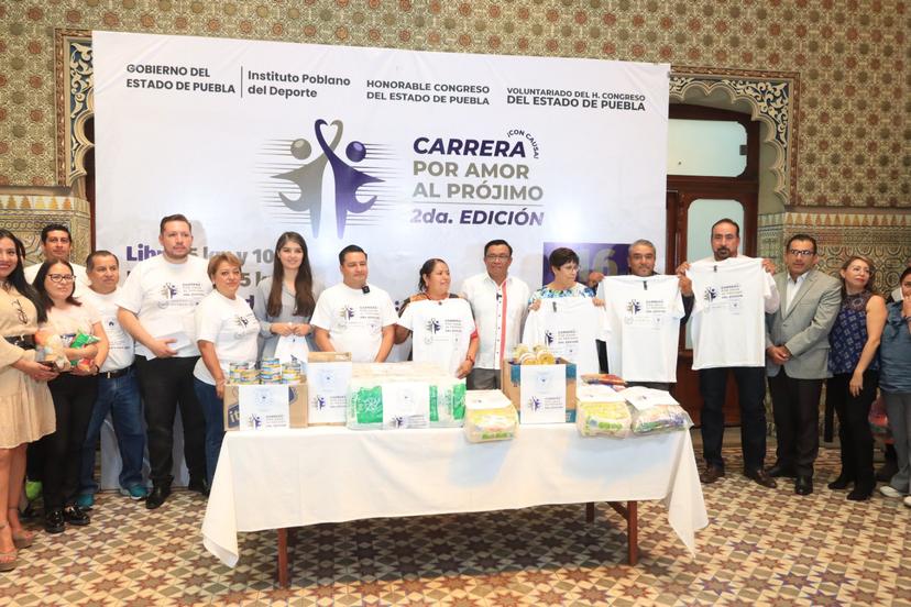 Recibe Congreso del Estado de Puebla donativo de patrocinadores