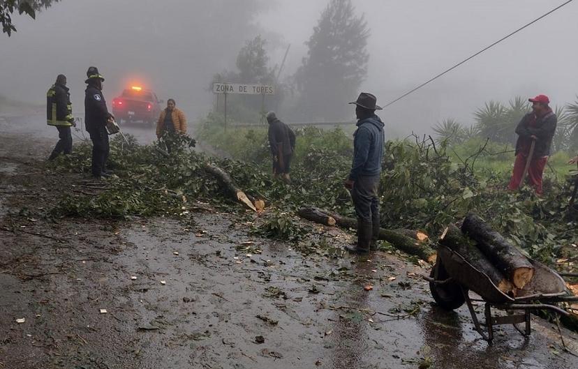 Confirman 3 muertos en Puebla tras paso de la tormenta Grace