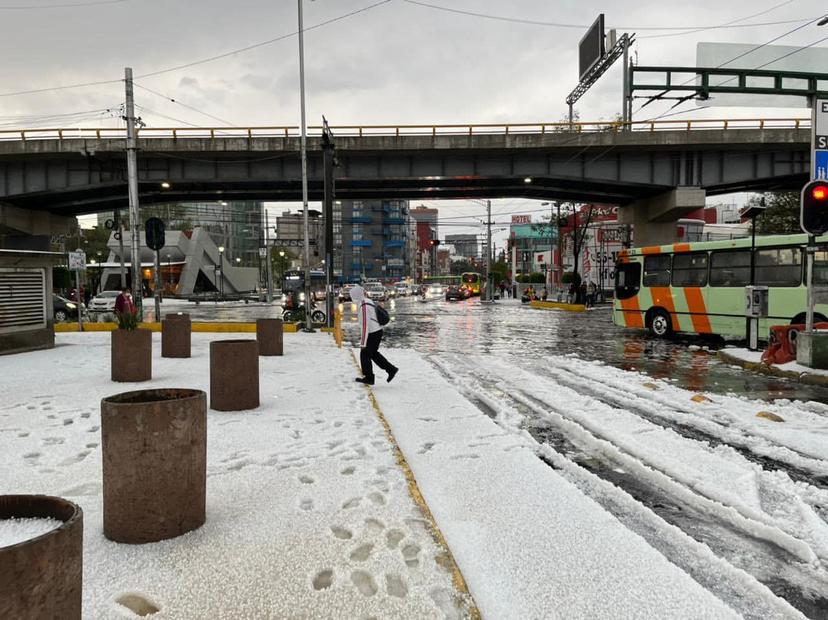 VIDEO Fue activada la alerta amarilla en la CDMX por lluvia y granizada