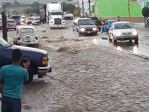 Granizada ocasiona inundaciones y afectaciones al campo en el Seco