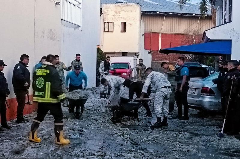 VIDEO Sacan granizo de la colonia Francisco I. Madero en Puebla