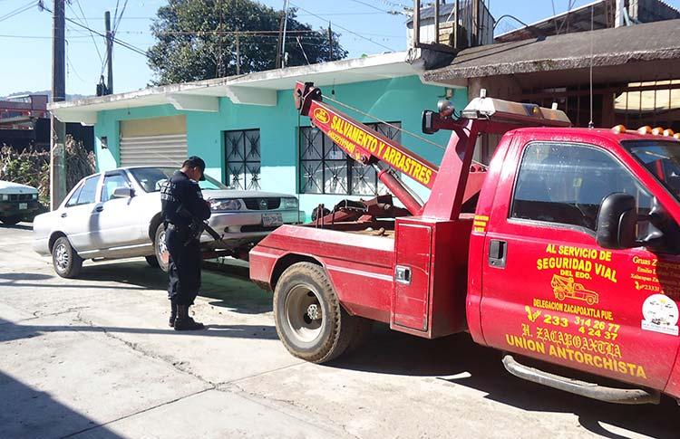 Buscarán dar marcha atrás a altos costos de servicio de grúas en San Pedro Cholula