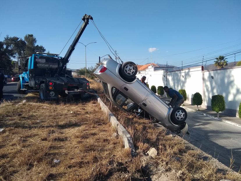 Transportistas en Tehuacán denuncian cobro excesivo de grúas 