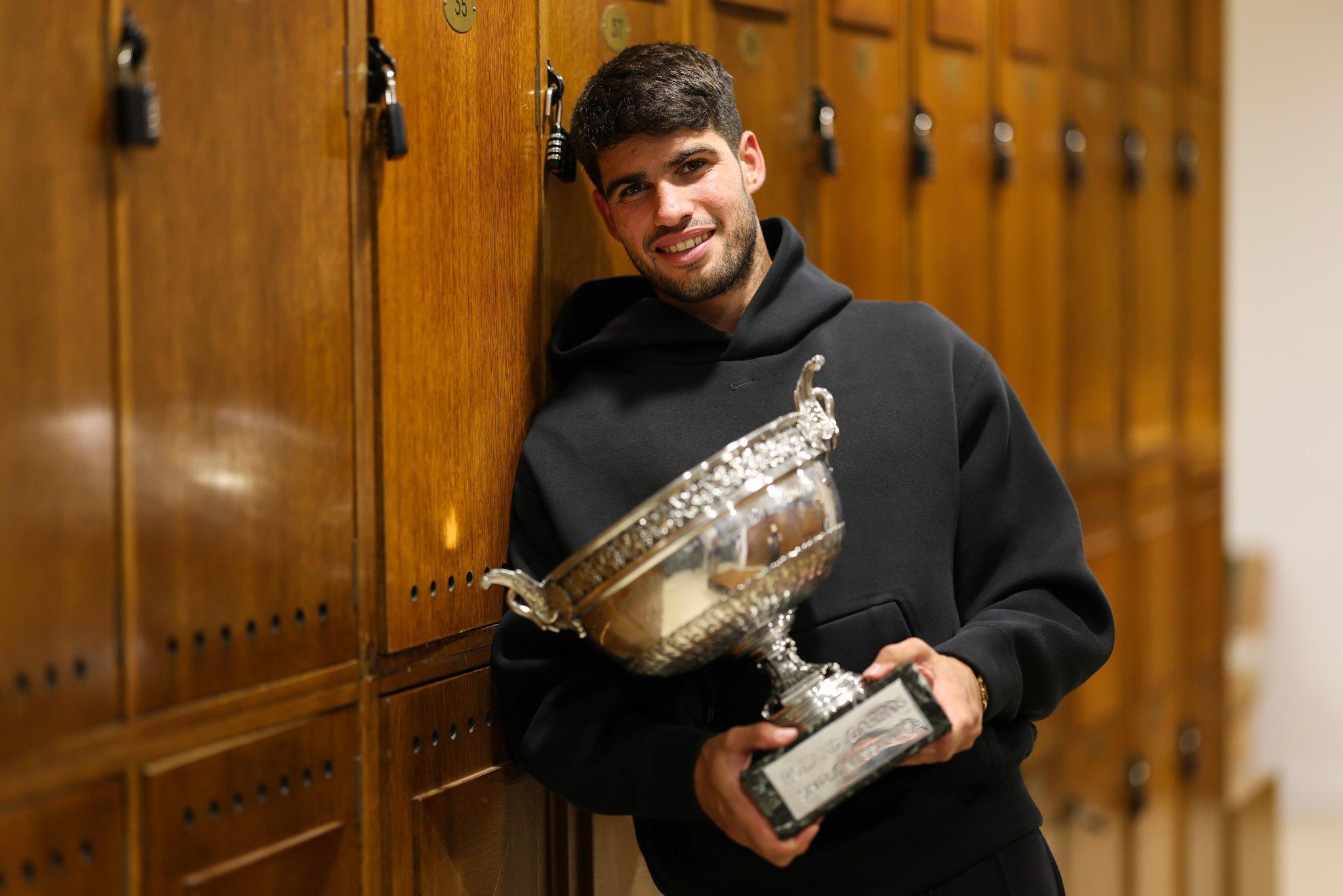 Carlos Alcaraz dona parte de su premio de Roland-Garros para ayudar a niños sin recursos