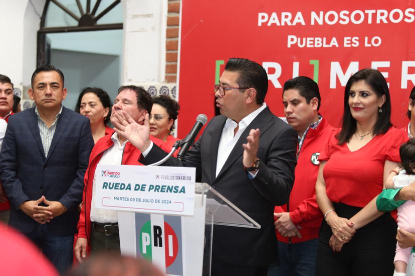 Camarillo pone en duda una nueva alianza PRI-PAN