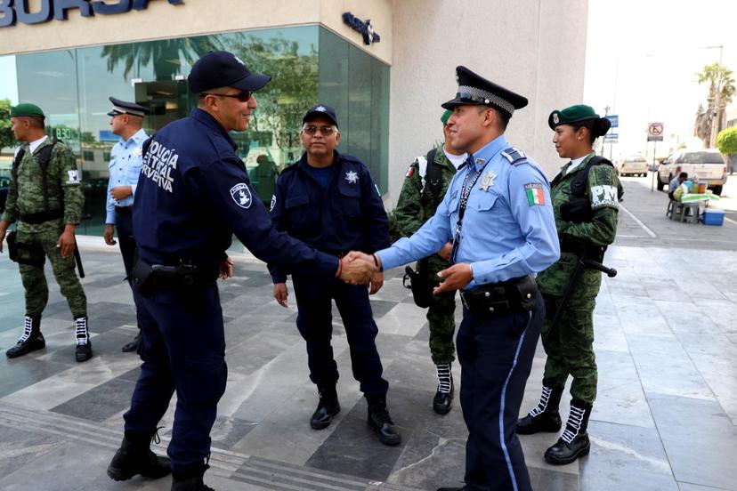 Sedena y SSP realizan esquemas de proximidad en negocios de Puebla