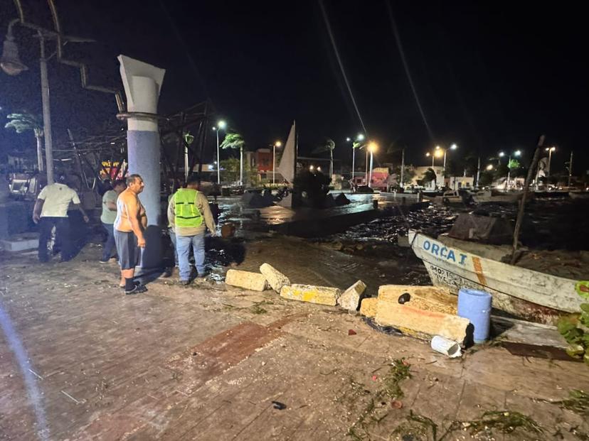 Milton ya deja un hombre muerto en Campeche