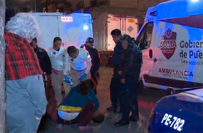 Madrugada de macheteados, apuñalados  y disparos en Puebla capital