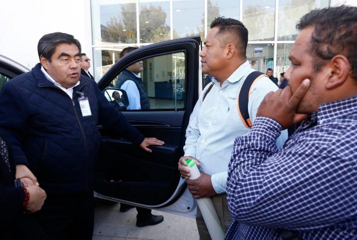 Ningún niño morirá en Puebla por falta de medicinas: Barbosa