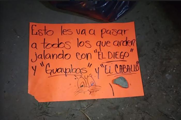 Aparecen dos hombres desmembrados en Tlalancaleca con huachimensaje