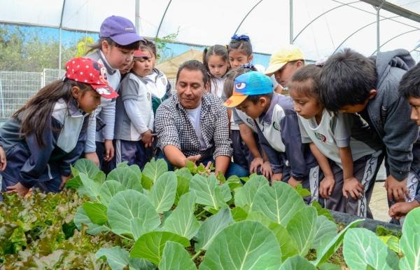 Gobierno municipal inicia talleres de huertos urbanos