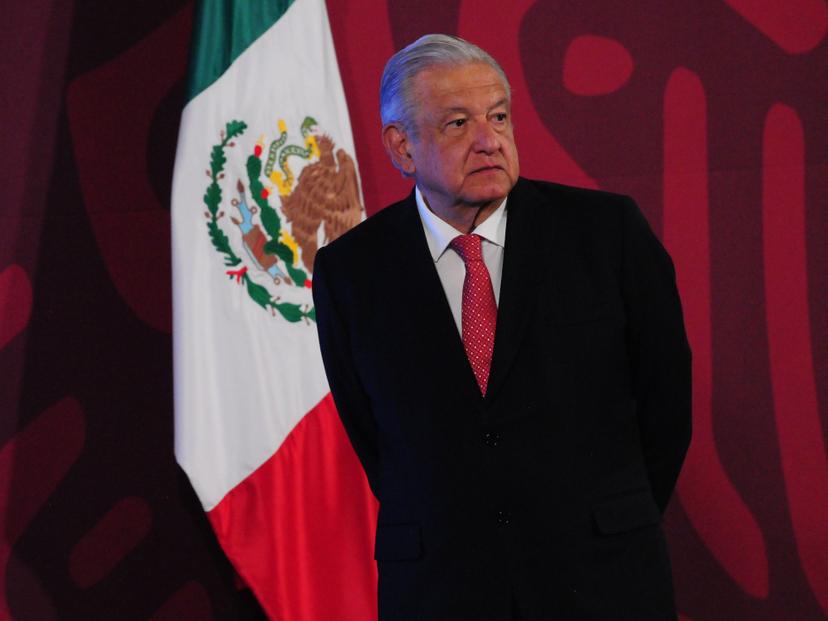 Ayudantía de AMLO, beneficiados con sueldos altos