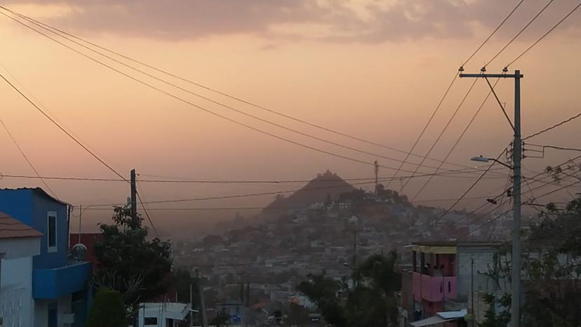 Preocupa Atlixco cielo turbio la tarde de este viernes