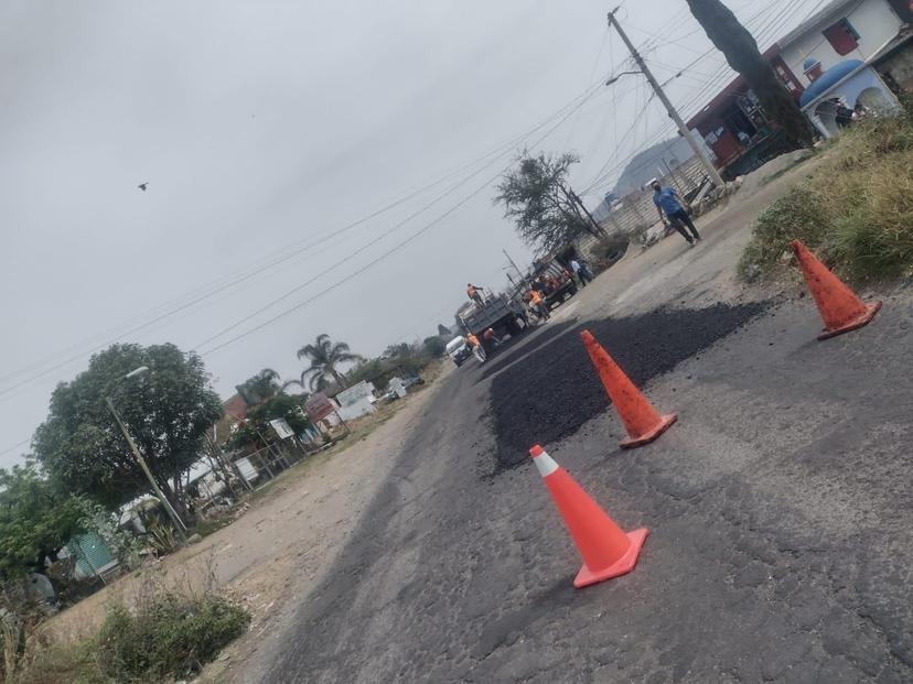 Después de varios accidentes reparan carretera Atlixco- Metepec