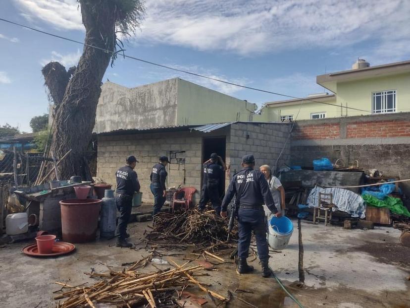 Susto para familia de Huaquechula al quemarse su casa