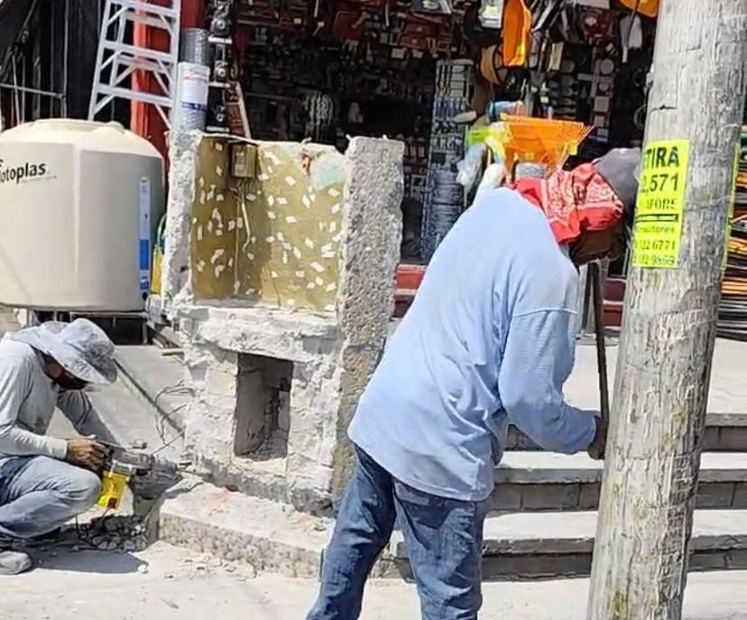 Derriban antigua capilla Guadalupana que tenía tres décadas en Atlixco