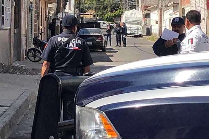 Hallan cuerpos desmembrados en departamento de Atlixco