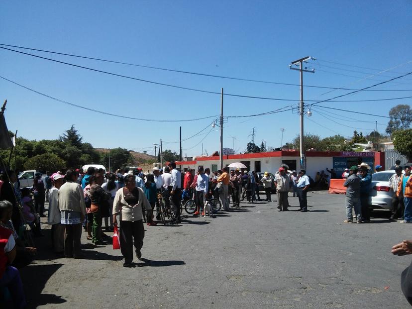 Tras destrozar vehículos, Santa Isabel paga a habitantes 