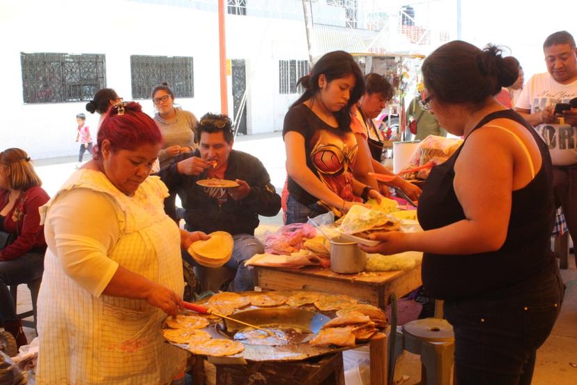 Santa María Moyotzingo realiza su Segunda Feria de la Chalupa