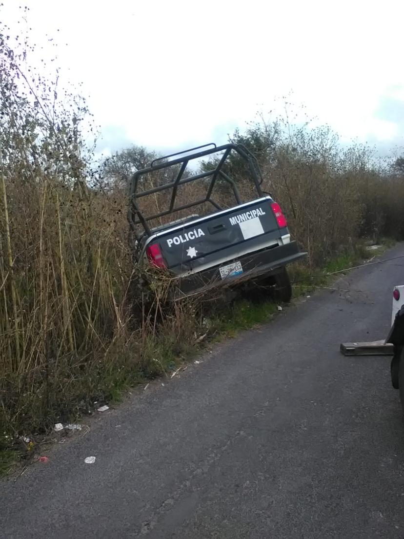 Por exceso de velocidad vuelca patrulla municipal de Huejotzingo
