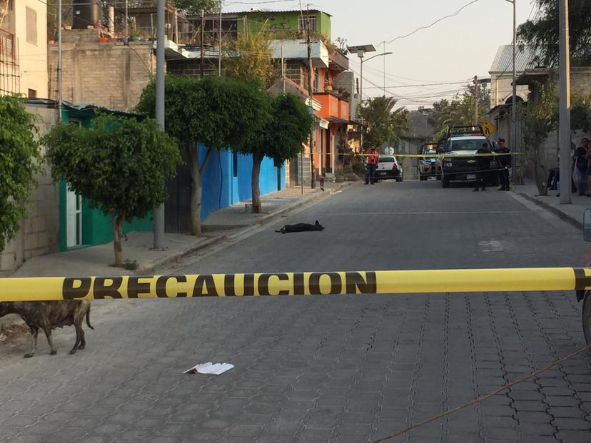 De 9 disparos, lo ejecutan frente a su casa en Tehuacán