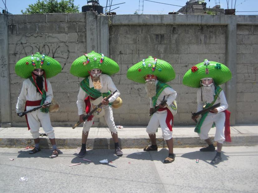 Con danzas y desfile celebra región de Texmelucan 5 de Mayo