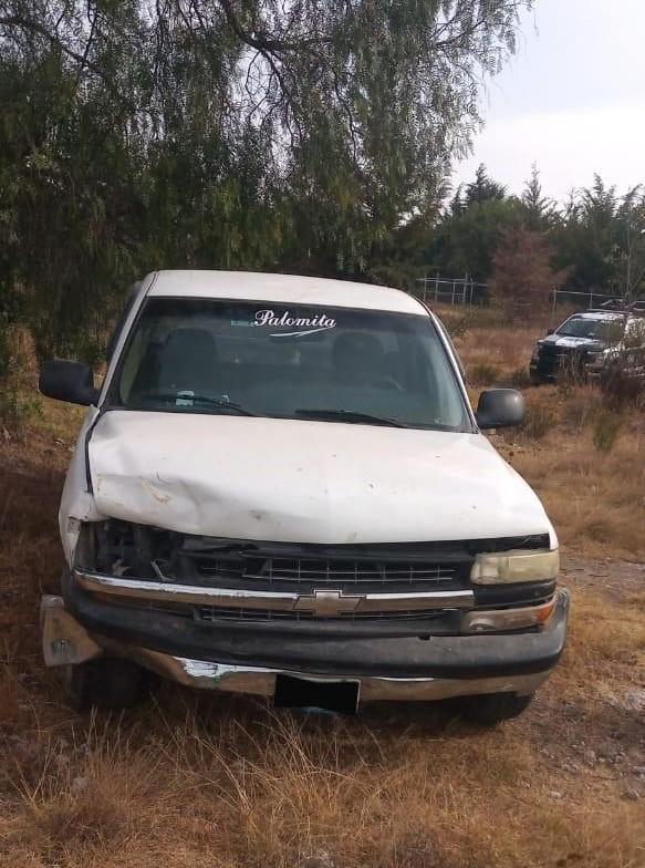 Camioneta con reporte de robo en Tecali aparece en Tepeaca