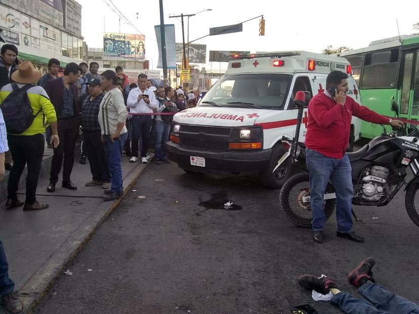 Arrollan y matan a checador de la ruta Los Altiplanos en Texmelucan