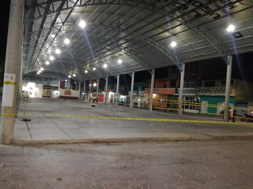 San José Miahuatlán cumple mandato y suspende actividades en tianguis