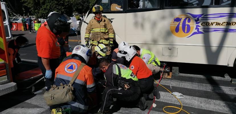 Chofer de la Ruta 76 atropella a mujer en Prolongación Reforma