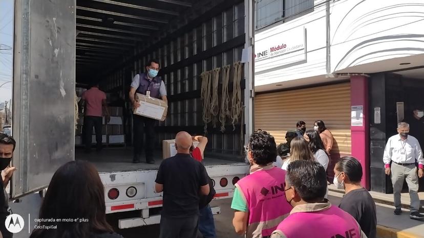 Reciben papelería para consulta de revocación de mando en Texmelucan