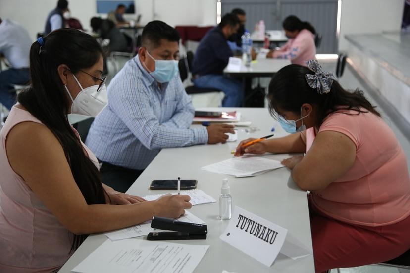 Asignará SEP 120 plazas a maestros poblanos en educación indígena