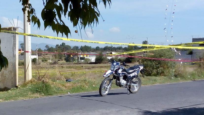 Envuelto en bolsas tiran cadáver en Tlalancaleca