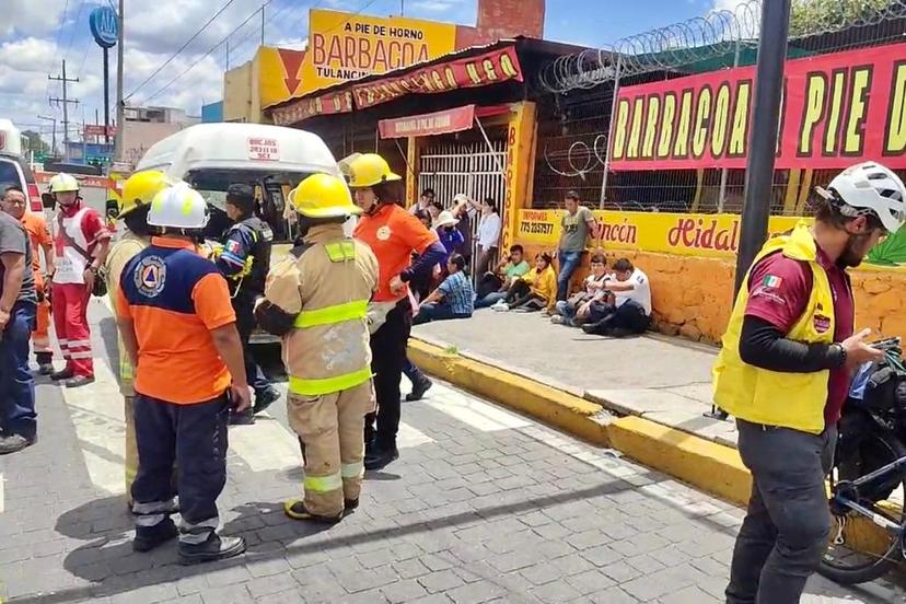 Choque entre rutas del transporte deja 21 lesionados en la Calzada Zaragoza