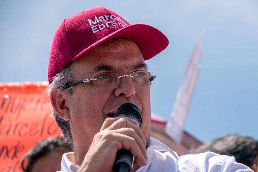 Lanza Marcelo Ebrard ultimátum a Morena