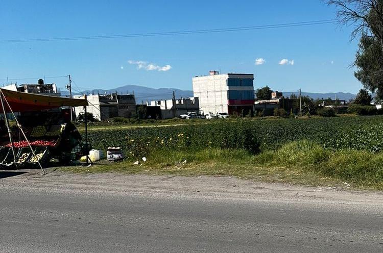 Abandonan en calles de Texmelucan dos camiones robados 