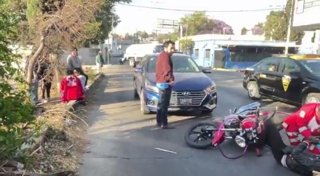 Motociclista arrolla a mujer y su hija en Mayorazgo 