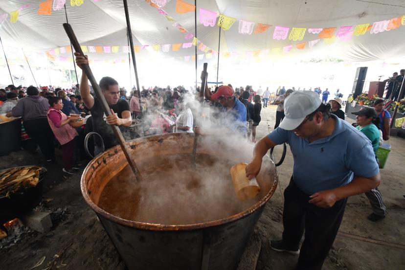 Contla se llena de aromas y sabores con el Festival del Mole Prieto