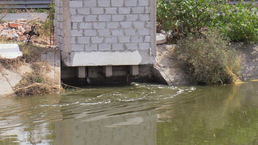 Encuentran cadáver en el canal de Valsequillo en Yehualtepec